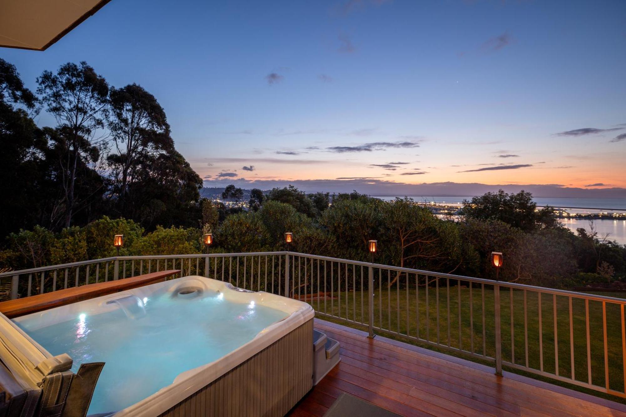 Twin Peaks Luxury Sea View Villa Nelson Exterior foto